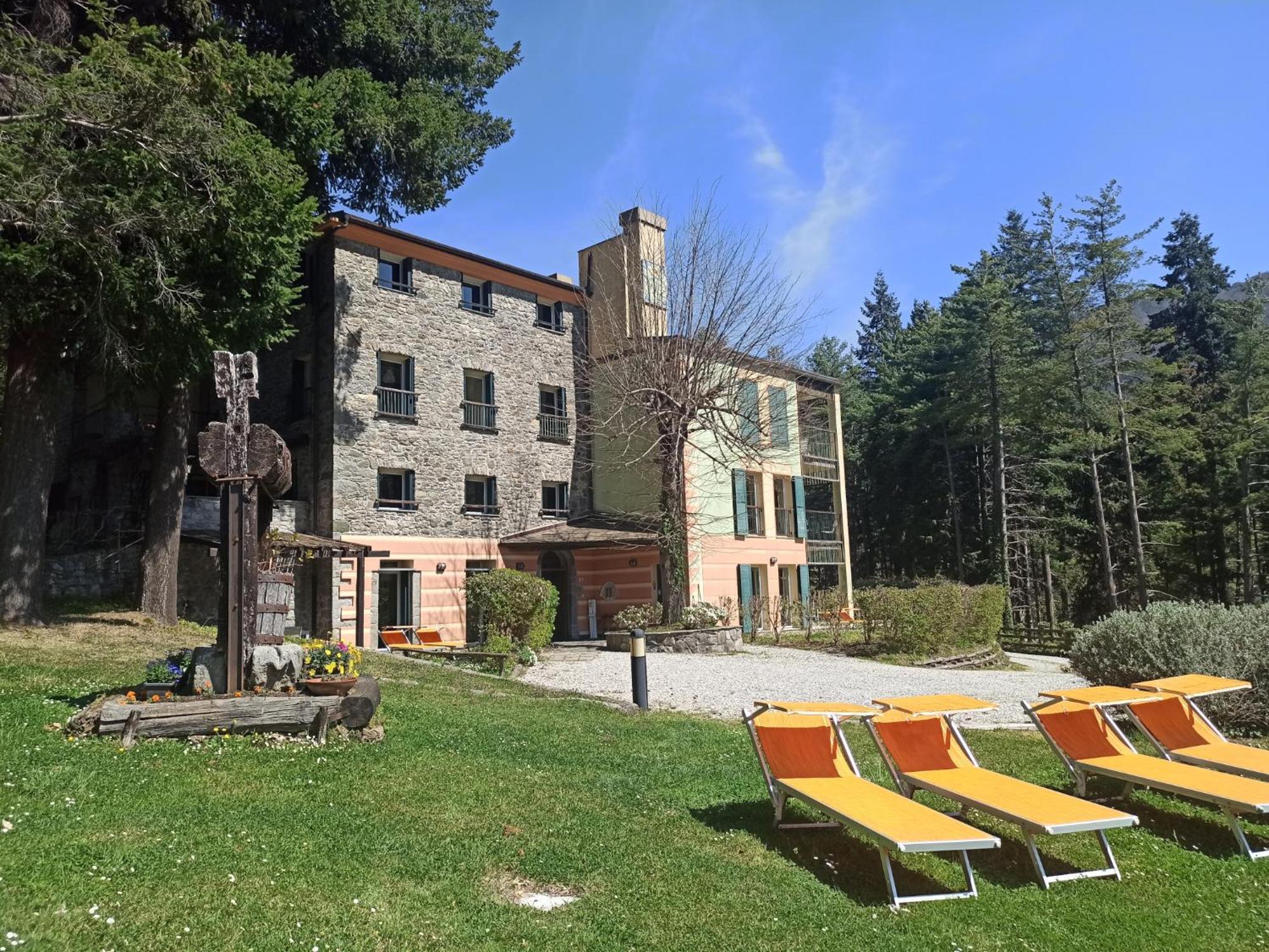 Il Bosco Di Campo Marzano Studios Borzonasca 外观 照片